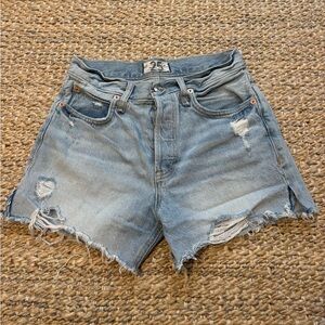 Free People/we the free denim shorts. Light wash. Size 25
